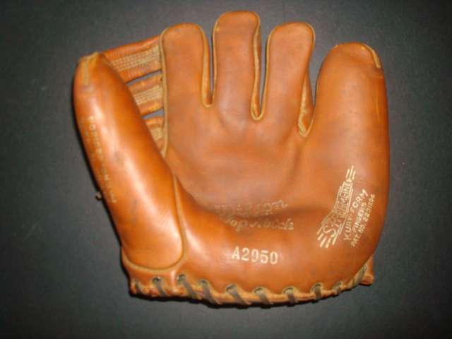 Wilson A2050 Top Notch Front