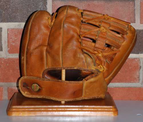 Wilson A2170 Back