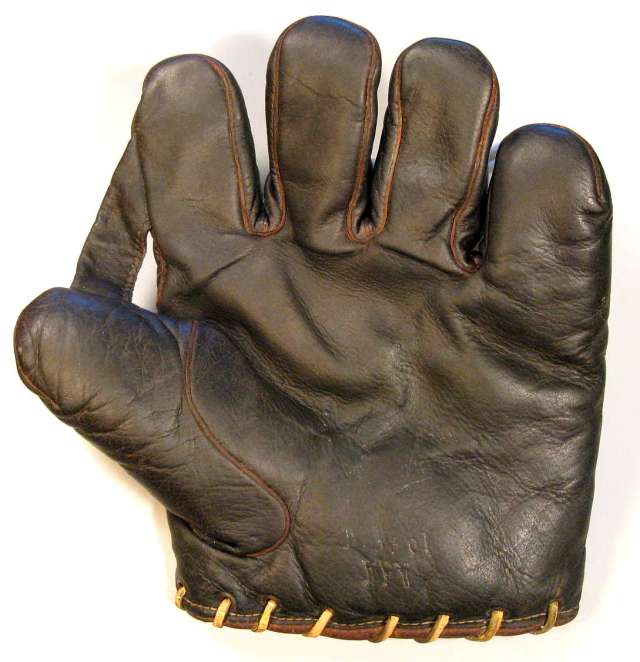 Victor, Wright & Ditson 1 Inch Web Black Front