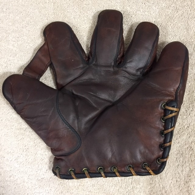 Victor, Wright & Ditson 1 Inch Web Front