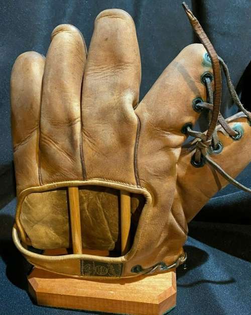 Wright & Ditson Laced Web Back